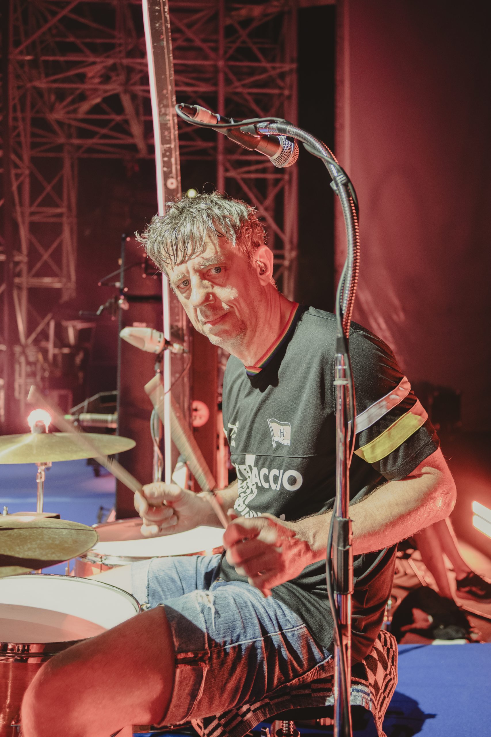 Breaking News Traurig Und Ein Haufen Scheiße Beatsteaks Bassist Rechnet Mit Allem Ab - 3m7gem8